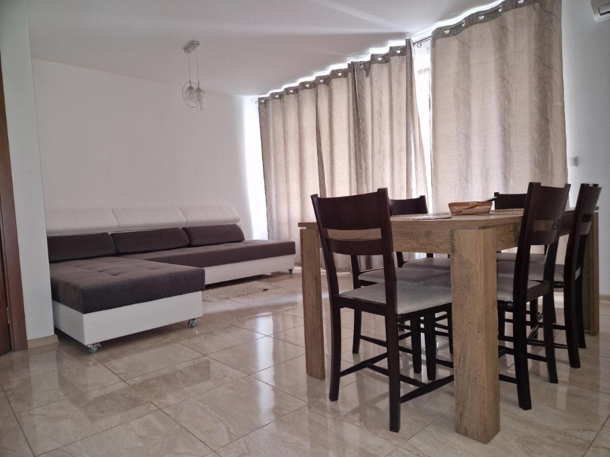 Sea Garden Marina 2 Apartment Варна Екстериор снимка