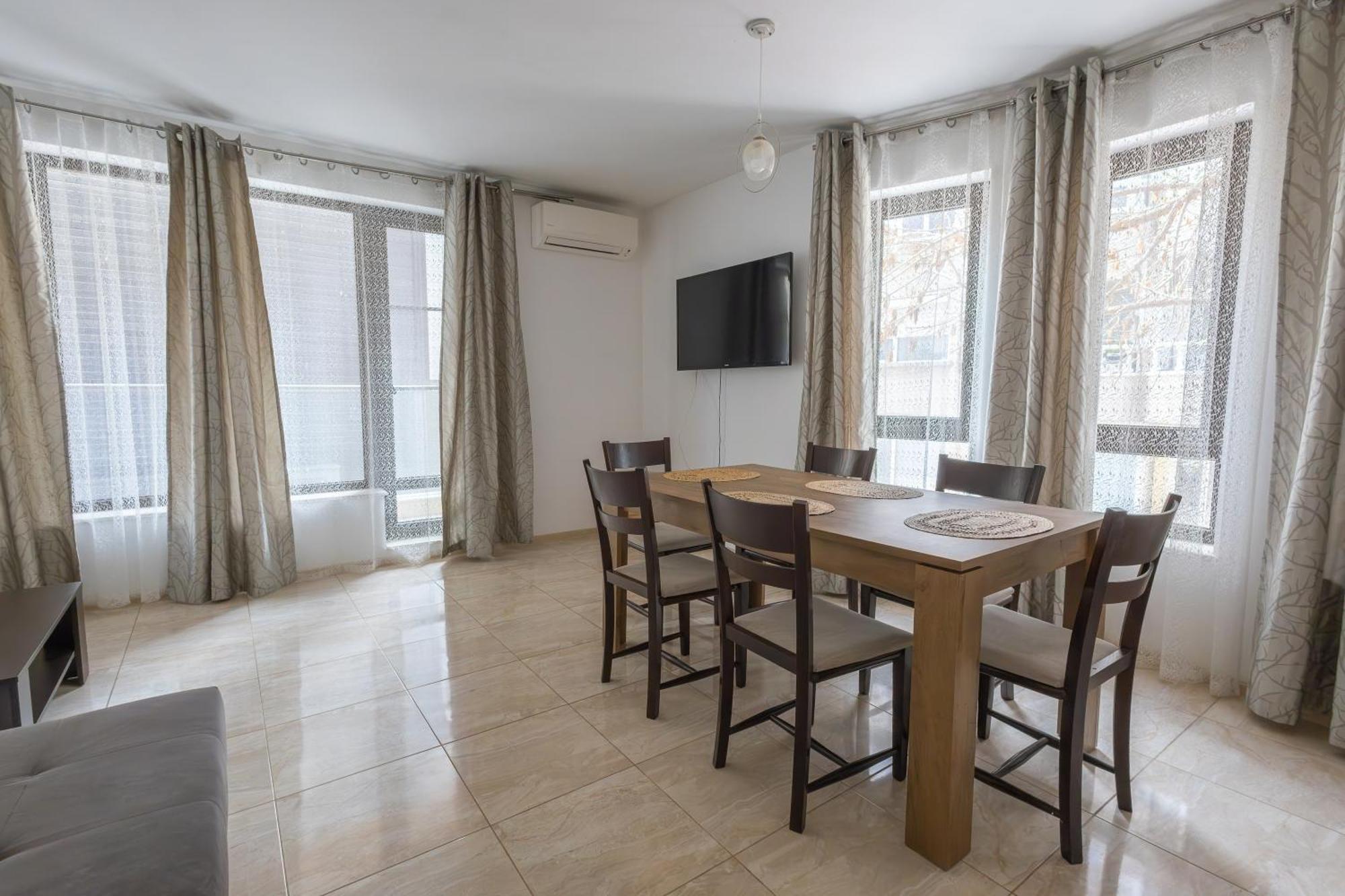 Sea Garden Marina 2 Apartment Варна Екстериор снимка