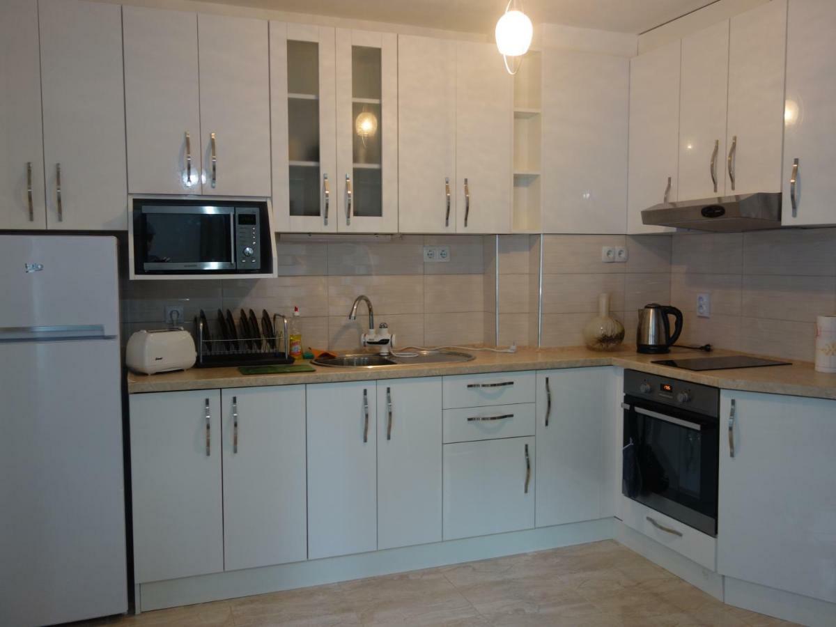 Sea Garden Marina 2 Apartment Варна Екстериор снимка
