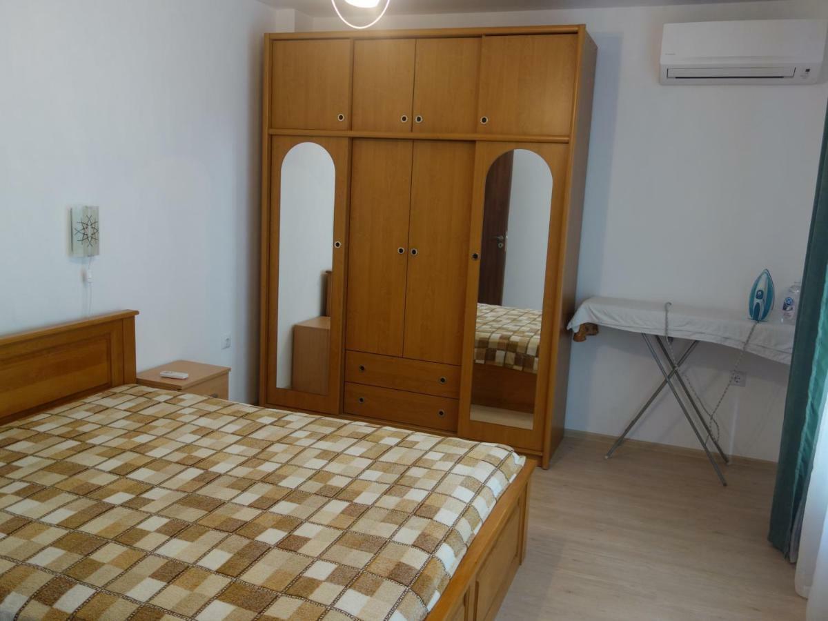 Sea Garden Marina 2 Apartment Варна Екстериор снимка