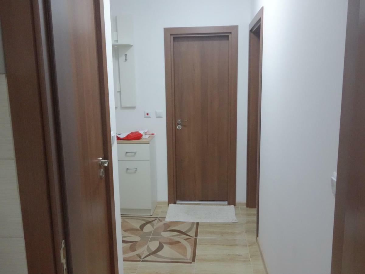 Sea Garden Marina 2 Apartment Варна Екстериор снимка